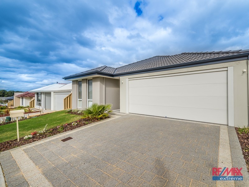 72 Halesworth Parade, Butler WA 6036