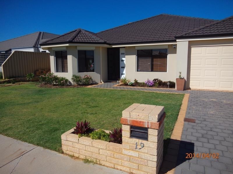 19 Tetbury Way, Butler WA 6036