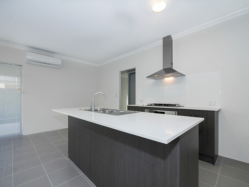 39 Selacosa Avenue, Jindalee WA 6036