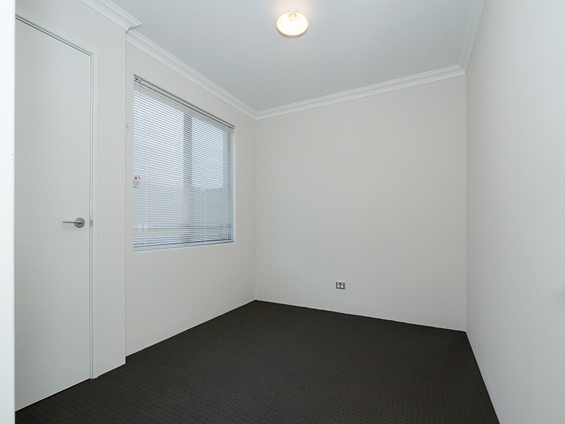 39 Selacosa Avenue, Jindalee WA 6036