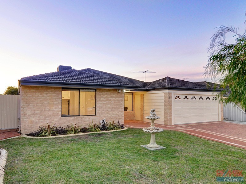 6 Beefwood Street, Banksia Grove WA 6031