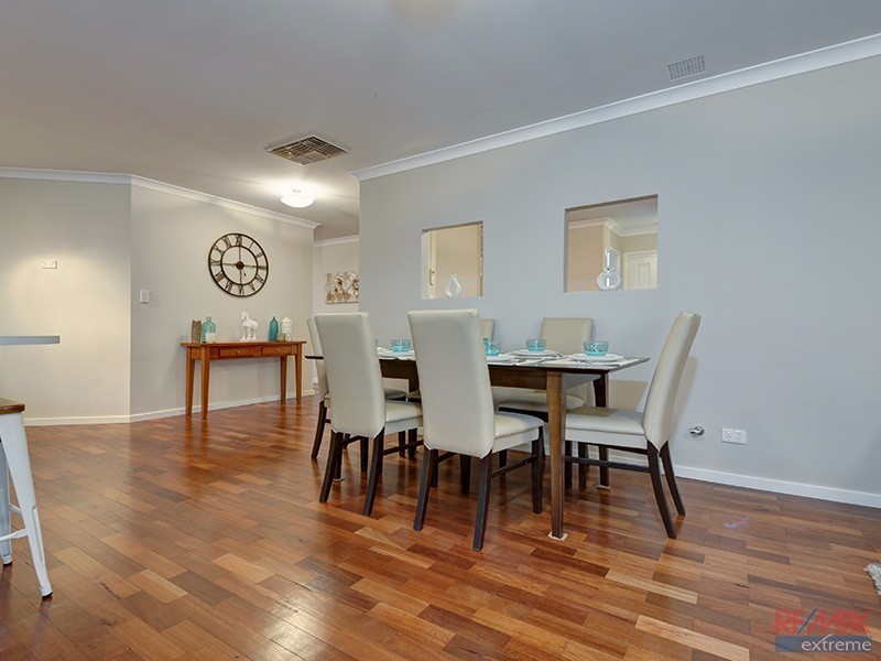 6 Beefwood Street, Banksia Grove WA 6031