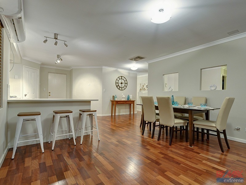 6 Beefwood Street, Banksia Grove WA 6031