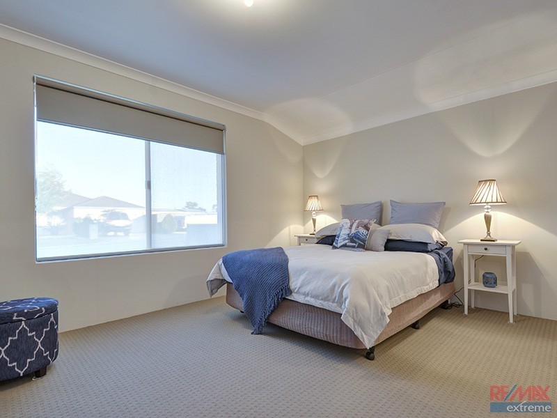 6 Beefwood Street, Banksia Grove WA 6031