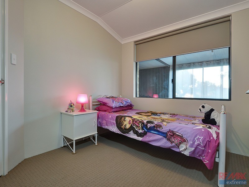 6 Beefwood Street, Banksia Grove WA 6031