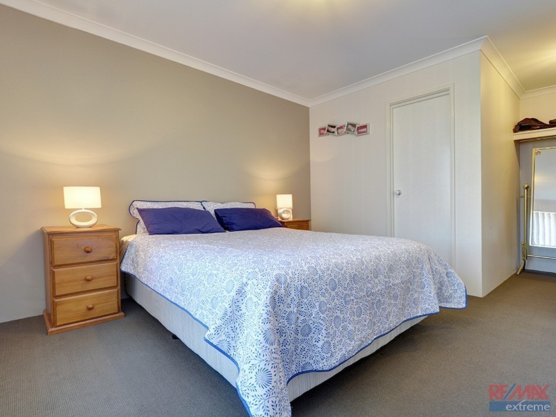 17 Grandis Boulevard, Banksia Grove WA 6031