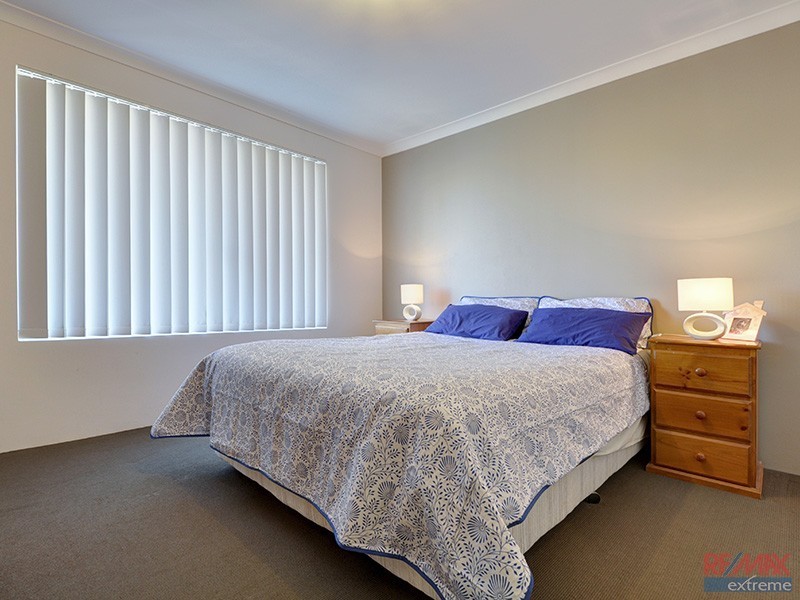 17 Grandis Boulevard, Banksia Grove WA 6031