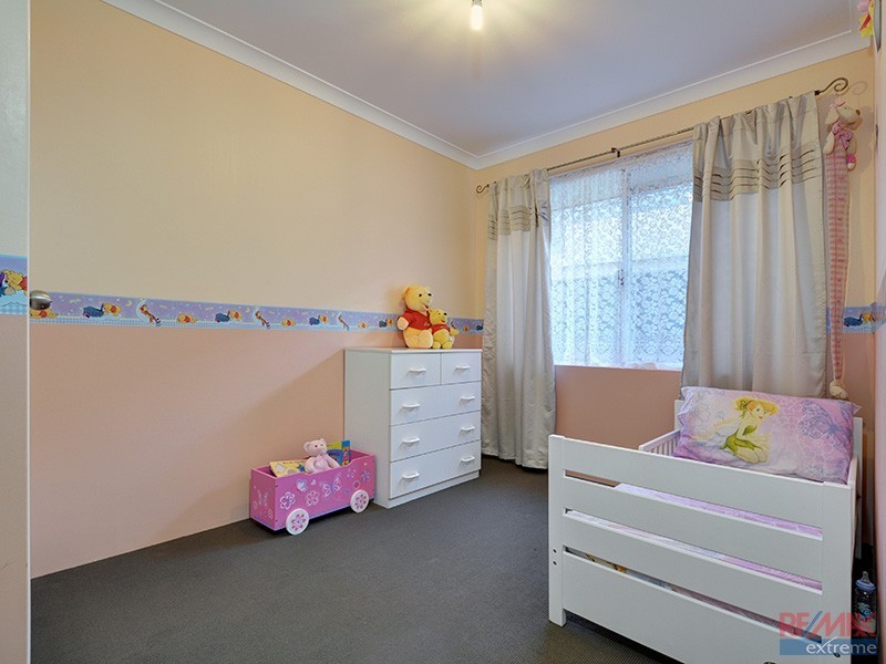 17 Grandis Boulevard, Banksia Grove WA 6031