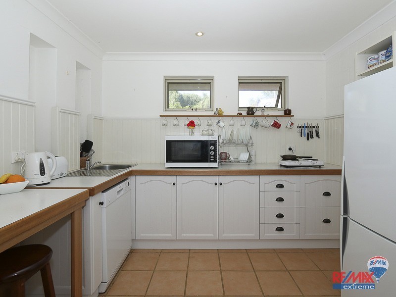 3 Oldham Way, Yanchep WA 6035