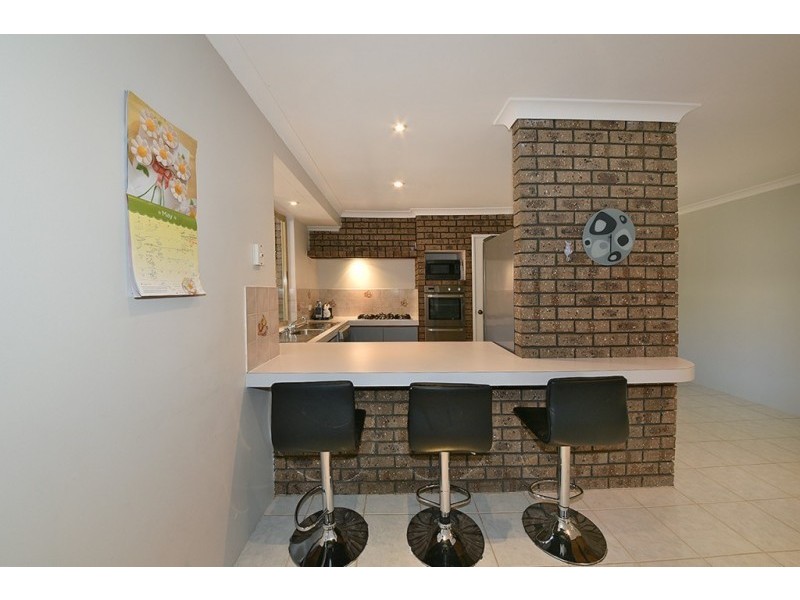 9 Wattle Mews, Hocking WA 6065