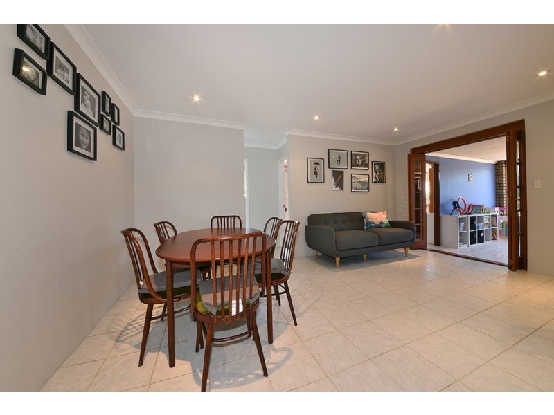 9 Wattle Mews, Hocking WA 6065