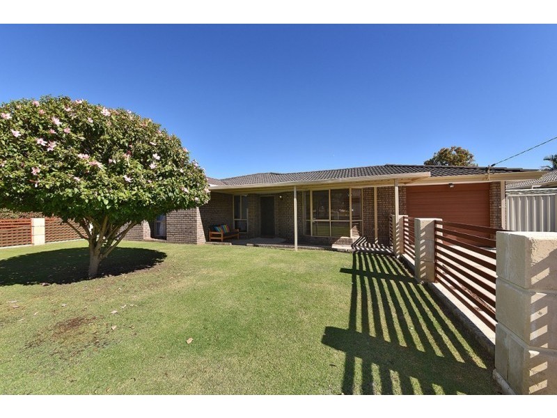 9 Wattle Mews, Hocking WA 6065