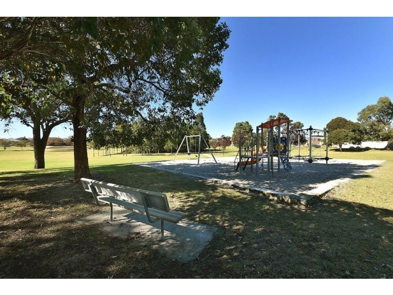 9 Wattle Mews, Hocking WA 6065