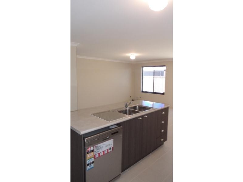10B Baldwin Link, Butler WA 6036