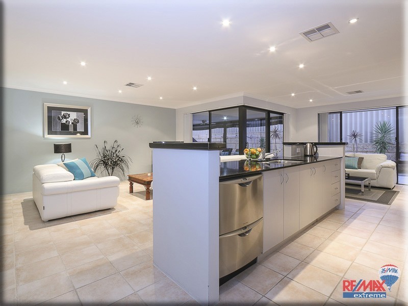 19 Swinford Approach, Butler WA 6036