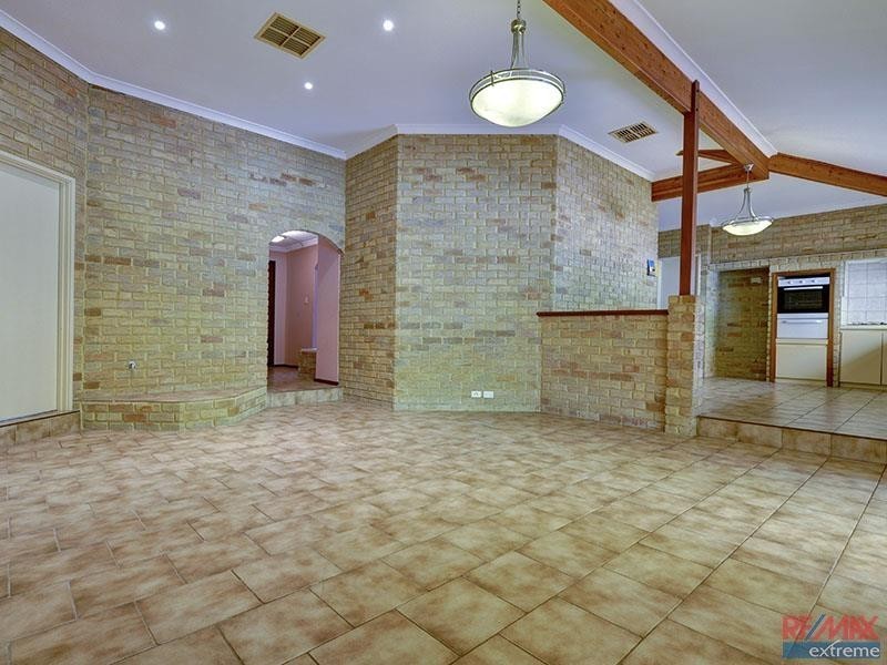 4 Manapouri Meander, Joondalup WA 6027