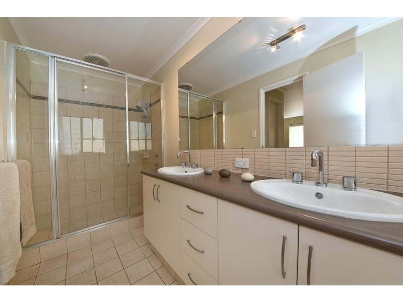 9 Zeppelin Way, Tapping WA 6065