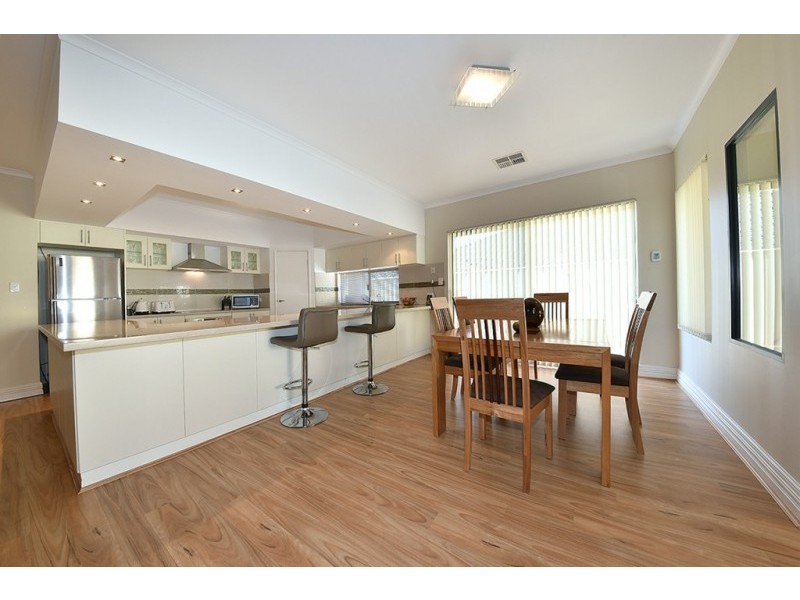 9 Zeppelin Way, Tapping WA 6065