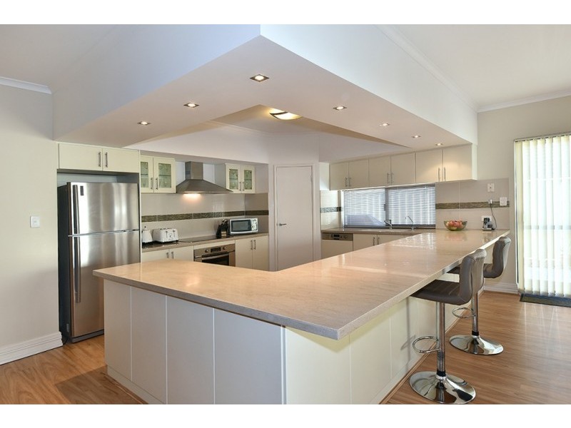 9 Zeppelin Way, Tapping WA 6065