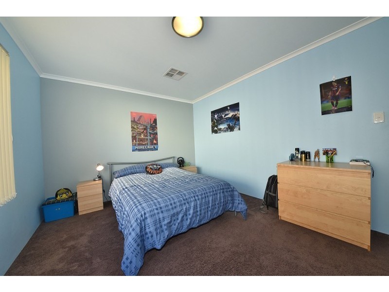 9 Zeppelin Way, Tapping WA 6065