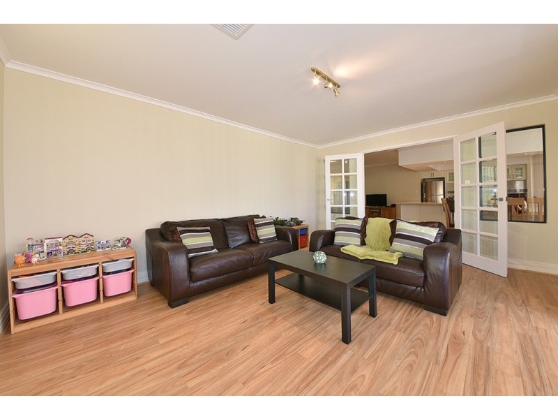 9 Zeppelin Way, Tapping WA 6065