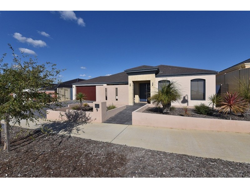 9 Zeppelin Way, Tapping WA 6065