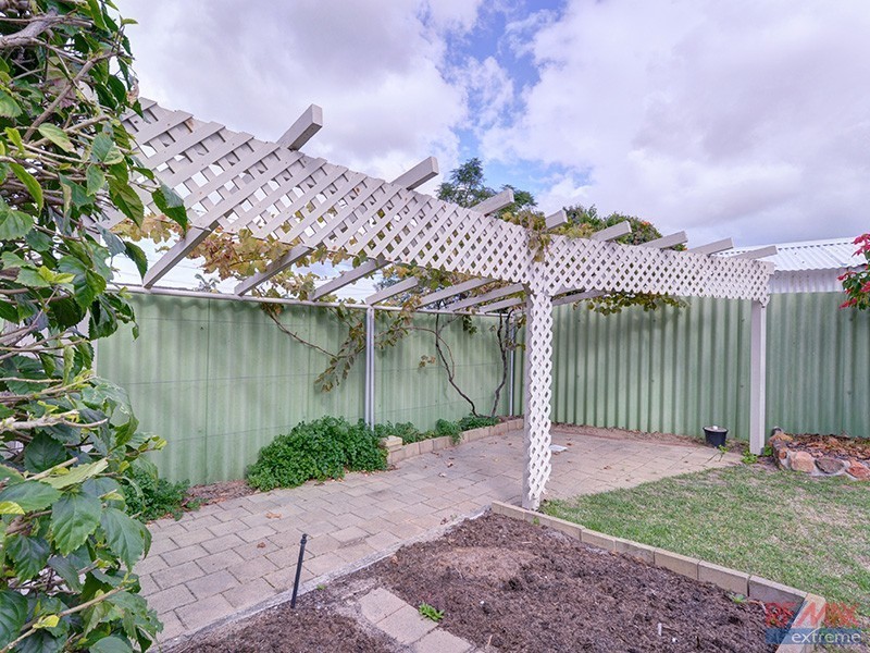 16 Janga Court, Wanneroo WA 6065