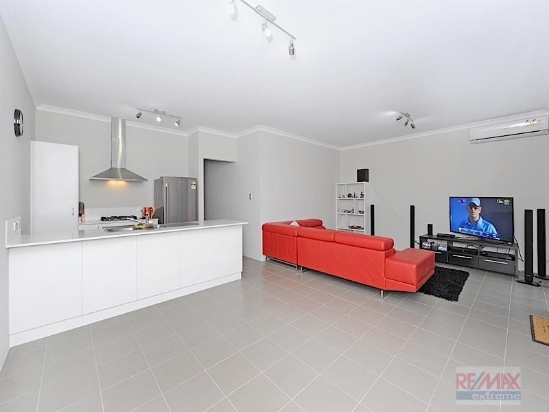 25 Langport Way, Butler WA 6036