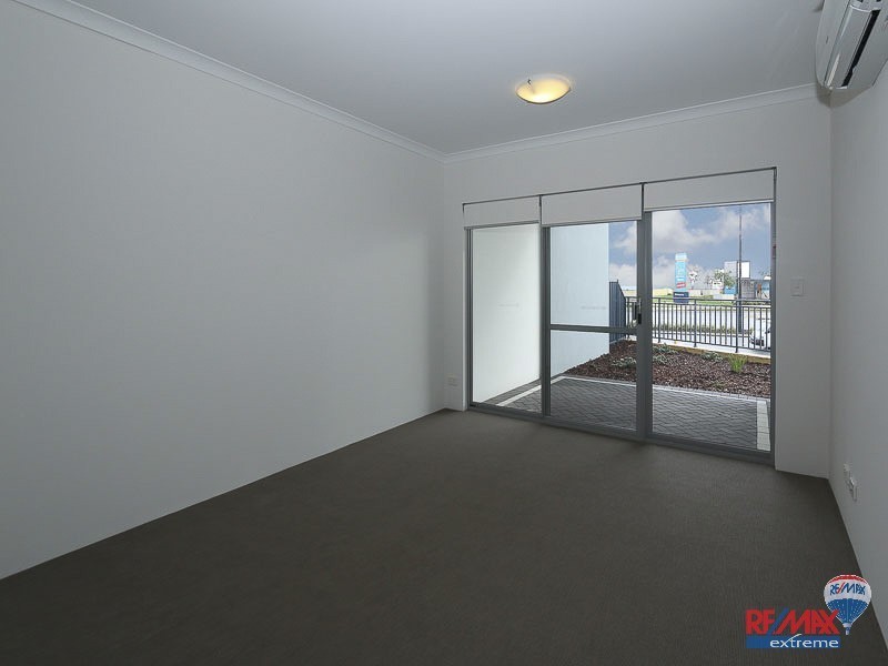 23/2 Royston Link, Butler WA 6036