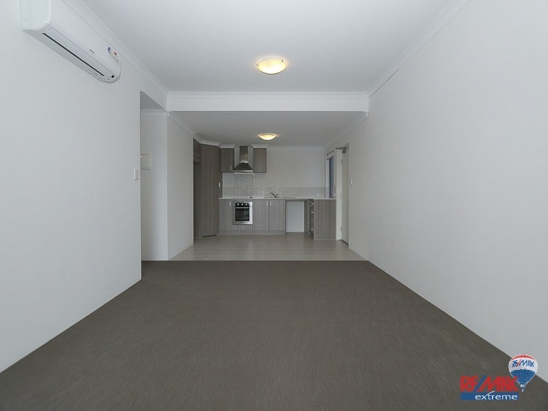 23/2 Royston Link, Butler WA 6036
