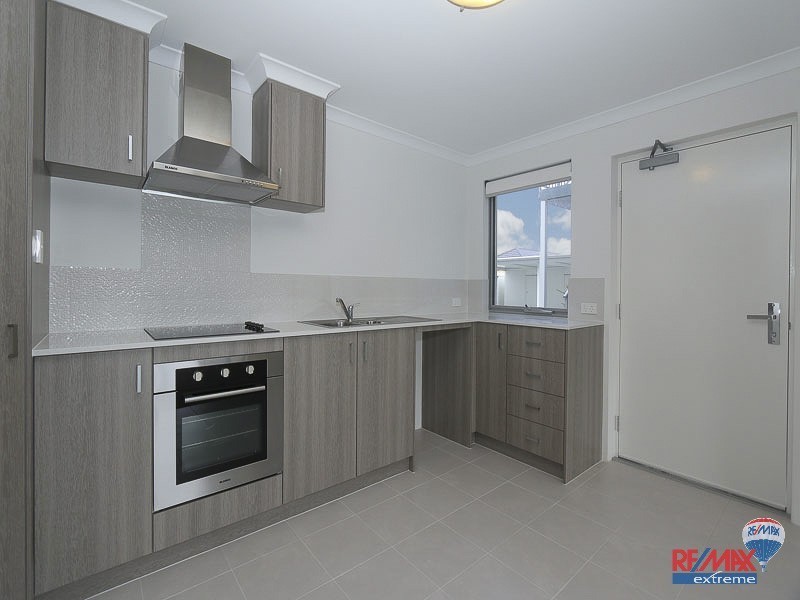 23/2 Royston Link, Butler WA 6036