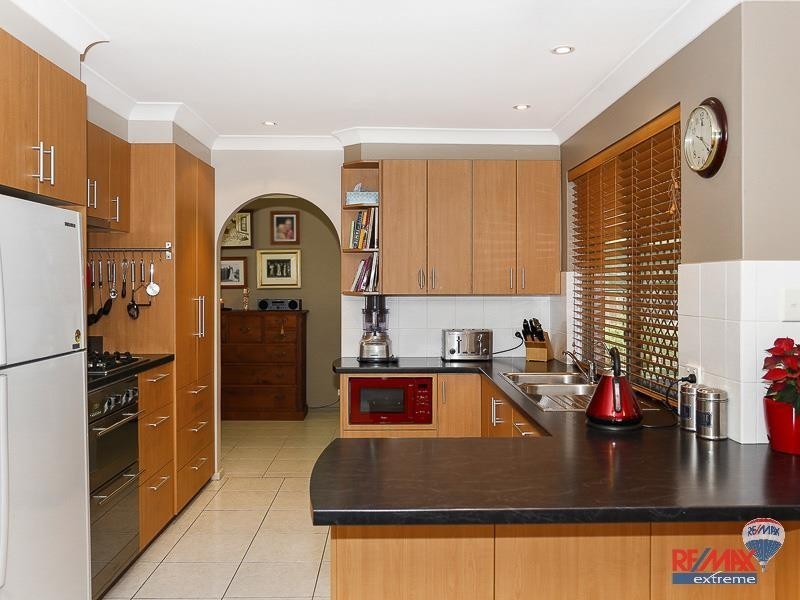 8 Scaphella Avenue, Mullaloo WA 6027