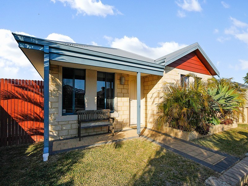 20 Knighton Way, Butler WA 6036