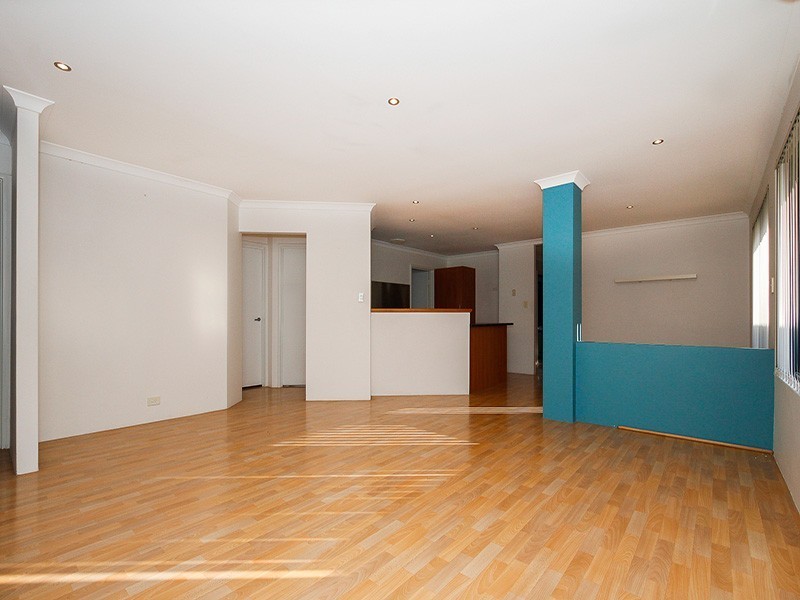 20 Knighton Way, Butler WA 6036