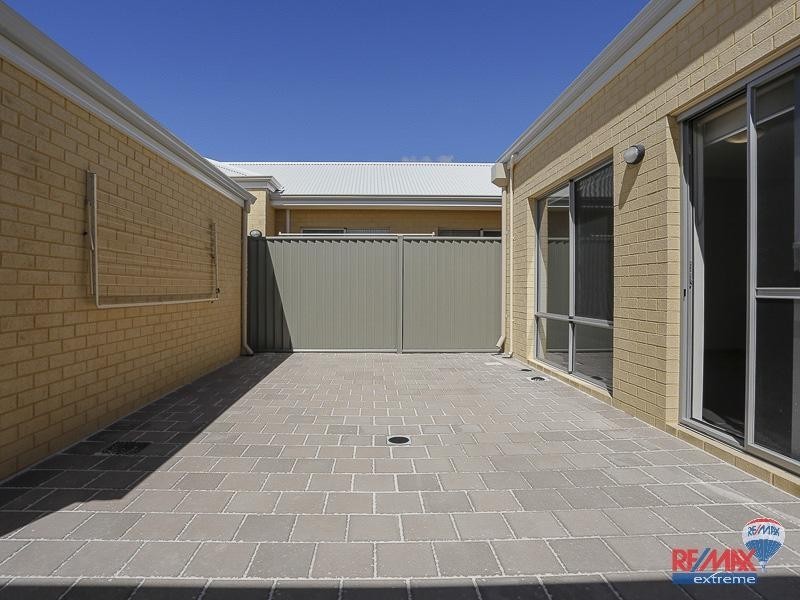 24 Cerise Lane, Eglinton WA 6034