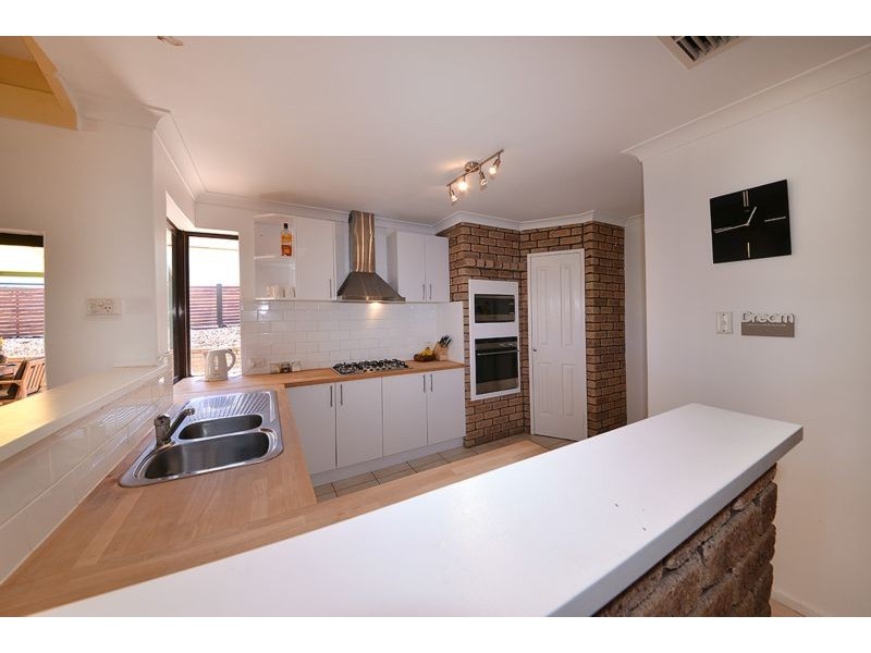 19 Minda Place, Wanneroo WA 6065