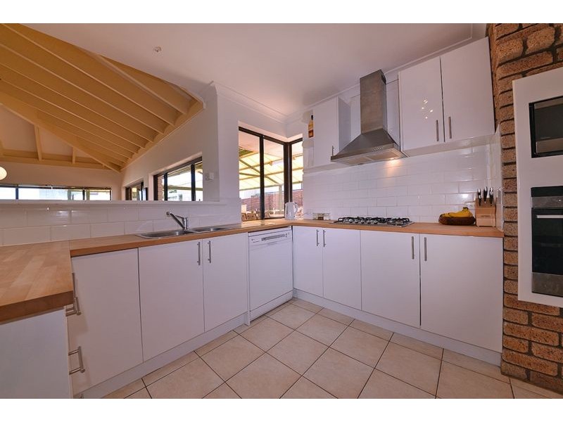 19 Minda Place, Wanneroo WA 6065