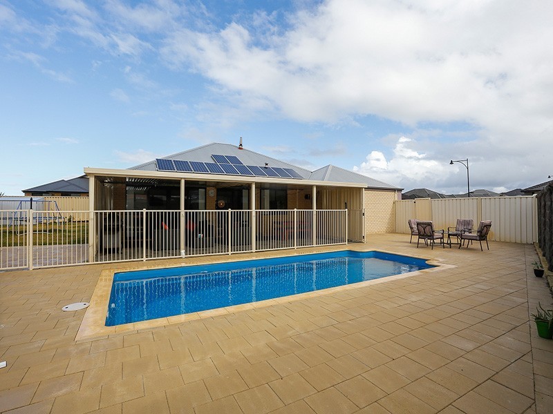 3 Dirleton Loop, Butler WA 6036