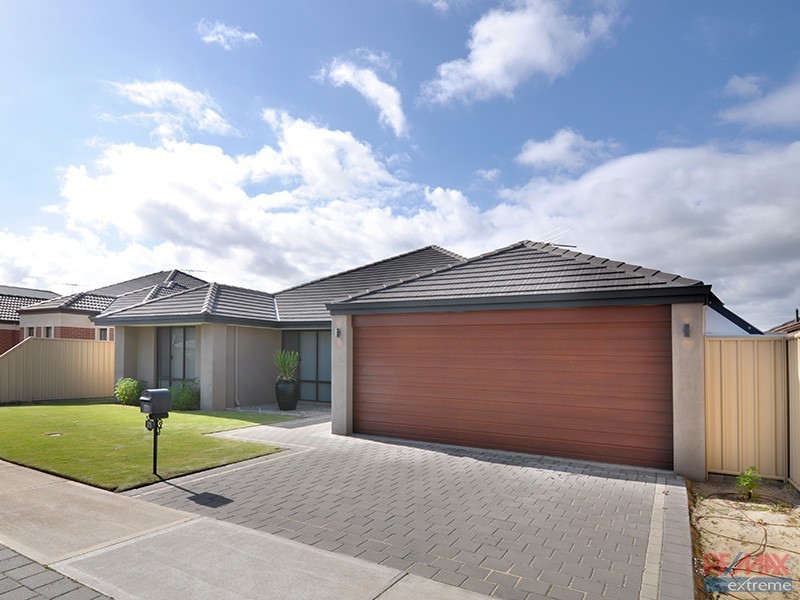 25 Verona Street, Hocking WA 6065