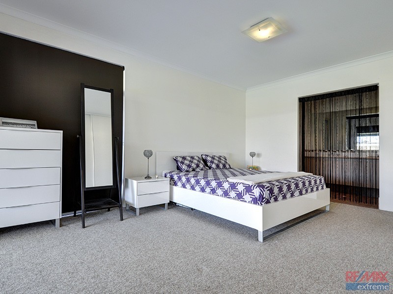 25 Verona Street, Hocking WA 6065