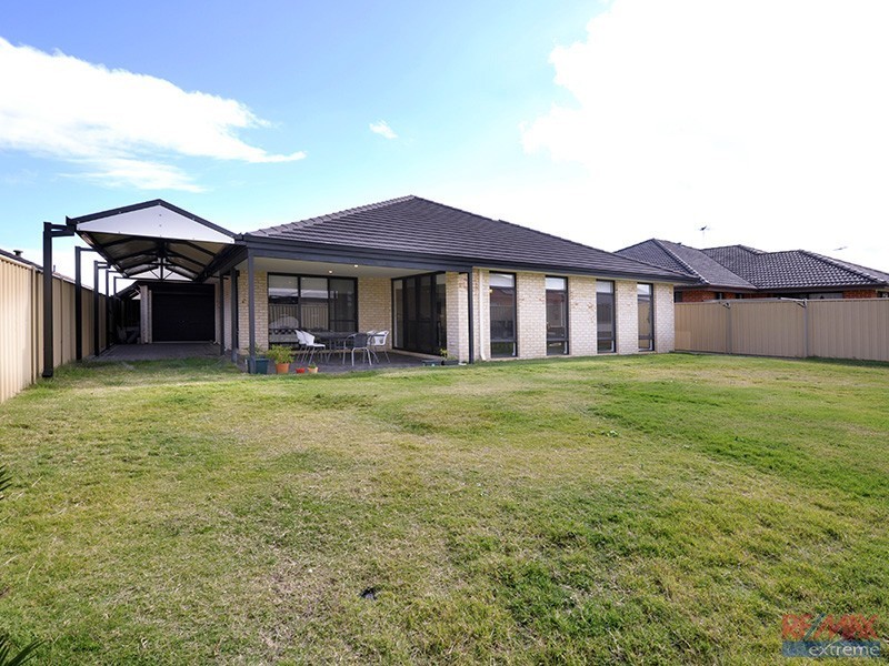 25 Verona Street, Hocking WA 6065