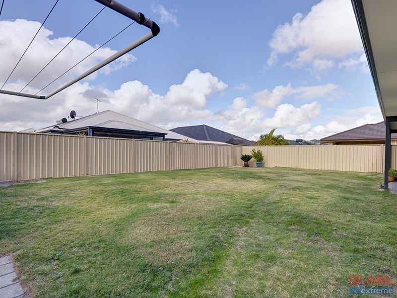 25 Verona Street, Hocking WA 6065