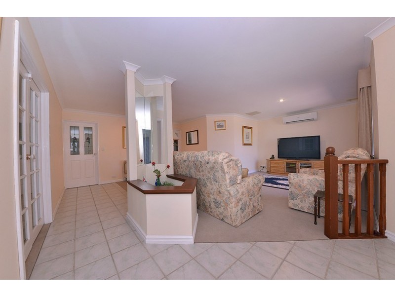 34 Rothesay Heights, Mindarie WA 6030