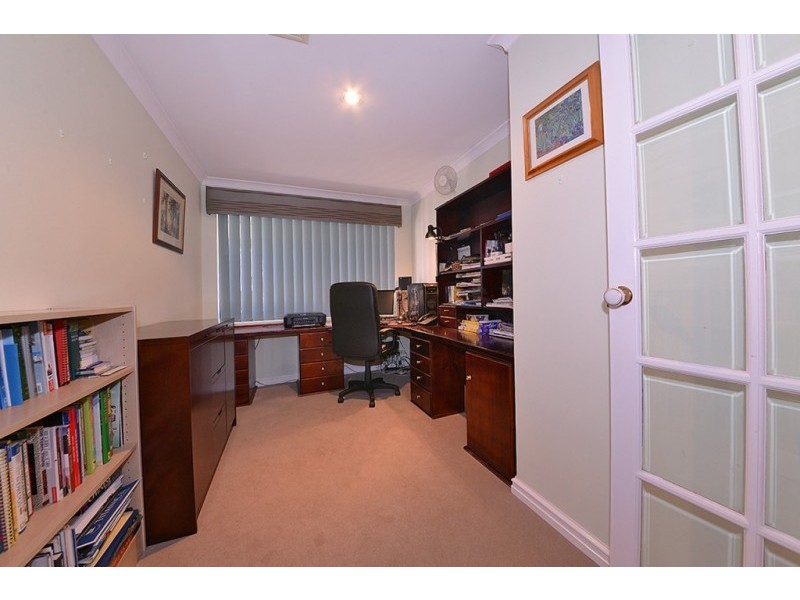 34 Rothesay Heights, Mindarie WA 6030