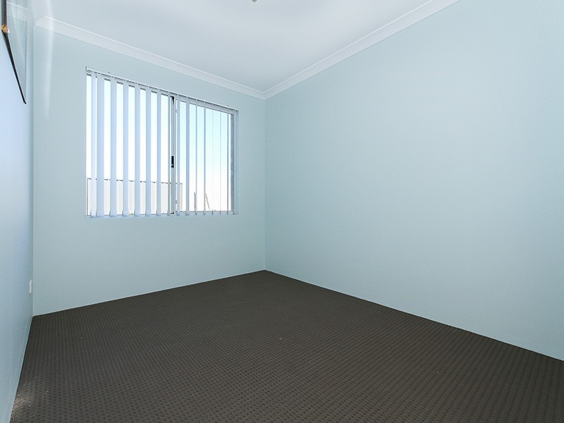 12 Cosmia Grove, Jindalee WA 6036