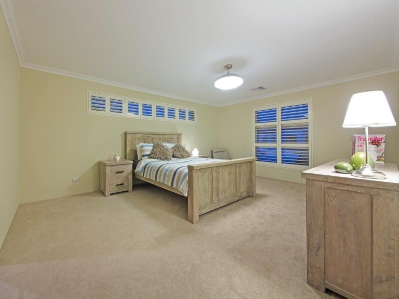 38 Mattingleys Approach, Burns Beach WA 6028