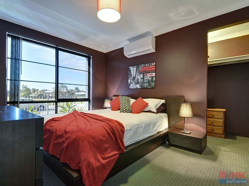 8b Bauer Circle, Banksia Grove WA 6031