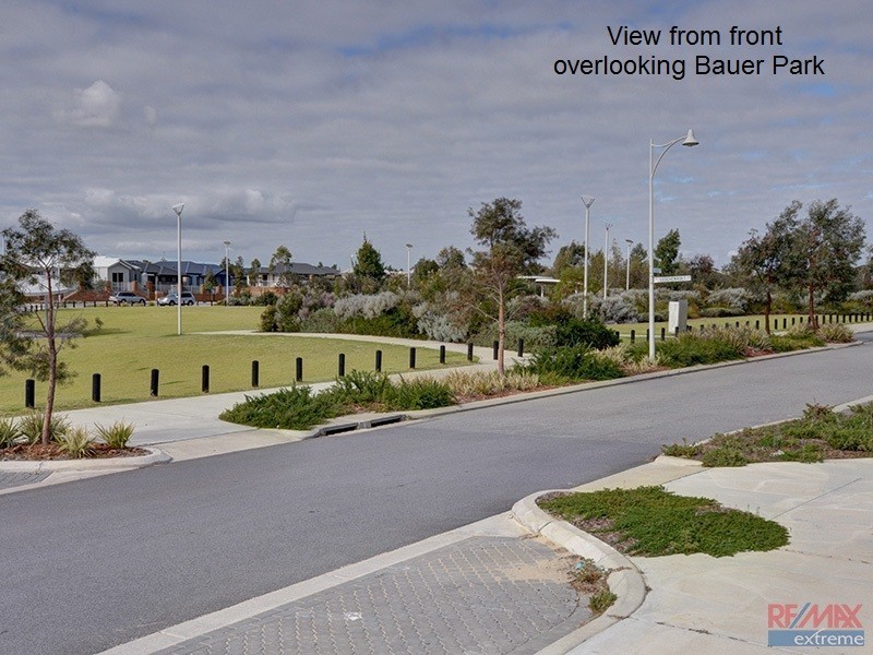 8b Bauer Circle, Banksia Grove WA 6031