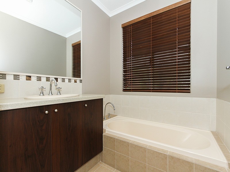 3 Seabird Bend, Jindalee WA 6036