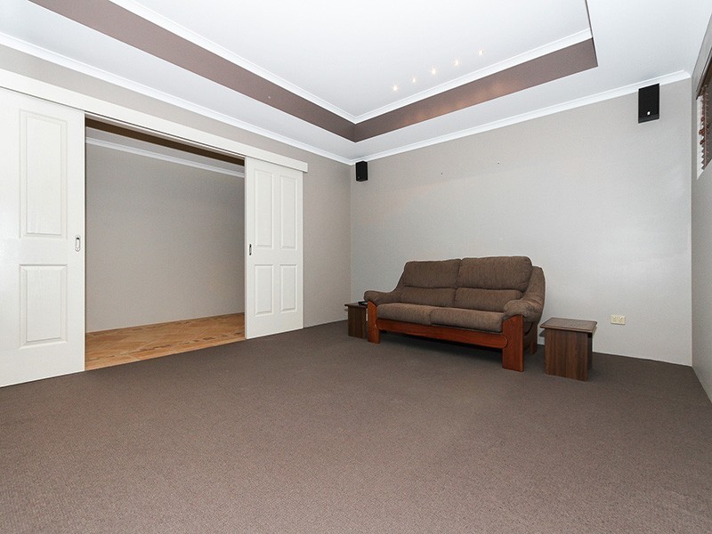 3 Seabird Bend, Jindalee WA 6036